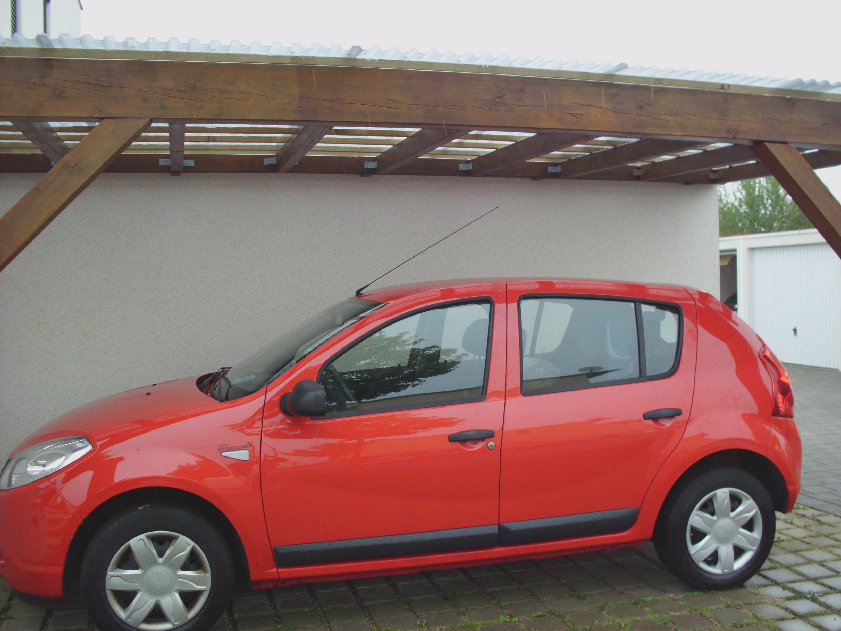 Warum einen Carport selber bauen? Hier finden Sie Antworten